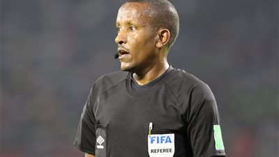 باملاك تيسيما حكماً لمباراة الأهلي وصنداونز في دوري أبطال إفريقيا