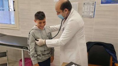 لليوم الثاني.. أهالي جنوب سيناء يواصلون الإقبال على قافلة الأزهر الطبية