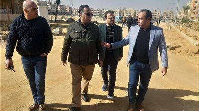 رئيس جهاز مدينة الشروق يتفقد أعمال التطوير ورفع كفاءة الطرق