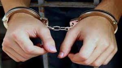 السجن 10سنين وغرامة لترزي بتهمة تجارة المخدرات وحيازة سلاح بالقليوبية