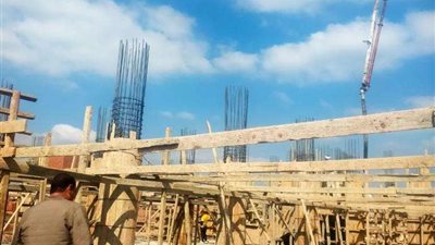 رئيس مركز ومدينة بلبيس يتابع أعمال إنشاء مجمع الخدمات الحكومية بالمدينة