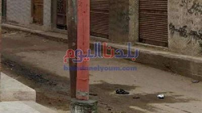 استجابة لشكوى المواطنين.. تغير الأعمدة المتهالكة والآيله للسقوط بحوش عيسي