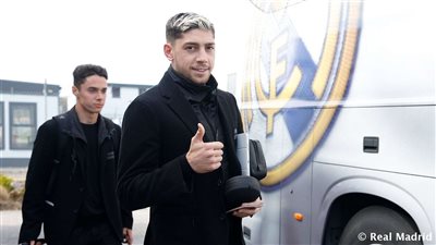 بعثة ريال مدريد تصل انجلترا استعدادًا لمواجهة ليفربول في دوري أبطال أوروبا