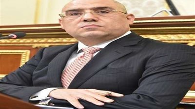 وزير الإسكان يشهد تجربة تجميع المياه بالجزر الوسطى لاستيعاب مياه الأمطار