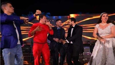 بابا ما يعرفش.. هنادي مهنا تعتذر لعمرو كمال وبيكا 