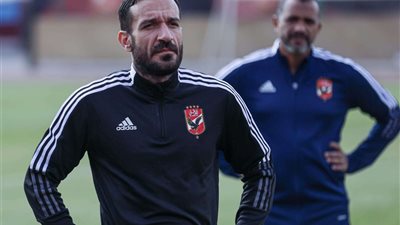 كولر يقرر استبعاد علي معلول من مواجهة الأهلي وأسوان.. لهذا السبب