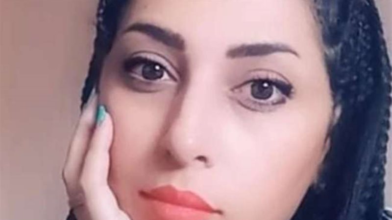 خبيرة الفلك رحاب