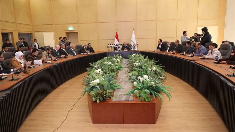 وزير النقل كامل الوزير