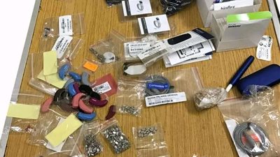 جمارك مطار القاهرة تحبط محاولة تهريب كمية من المستلزمات الطبية