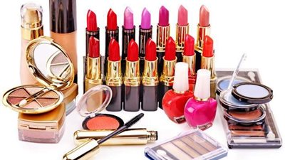 صدمة للمواطنين.. البرلمان يقترب من إصدار قانون هام بشأن مستحضرات التجميل