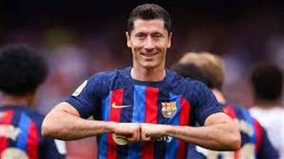 ليفاندوفسكي يقود هجوم برشلونة في التشكيل المتوقع أمام مانشستر يونايتد