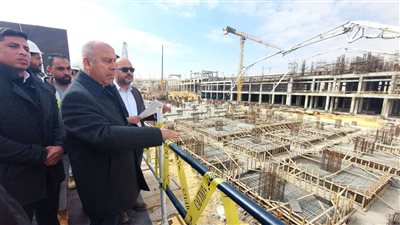 وزير النقل يتابع معدلات تنفيذ المرحلة الثالثة من مشروع القطار الكهربائي الخفيف