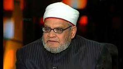 مش ذهب.. أحمد كريمة يخلع ساعته على الهواء