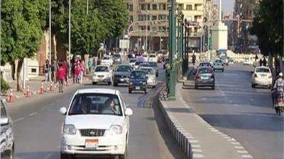 النشرة المرورية.. سيولة بحركة السيارات في شوارع وميادين القاهرة والجيزة