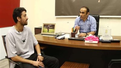 تفاصيل جلسة عبدالحفيظ مع طاهر محمد طاهر في الأهلي