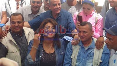 هالة صدقي وإلهام شاهين يحضران اكتشاف سقارة الاثري (صور)