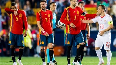 10 سنوات تهدد طموح إسبانيا أمام ألمانيا