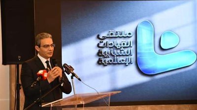 نقيب الإعلاميين يشيد بمشاركة طلاب إعلام الأزهر في ملتقى القيادات الإعلامية الشبابية