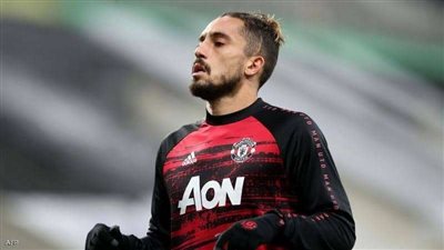 للمرة الثانية.. إصابة لاعب مانشستر يونايتد بفيروس كورونا