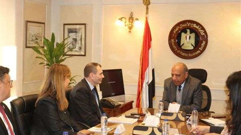 وزير قطاع الاعمال