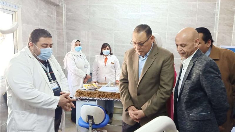 محافظ الشرقية ووكيل