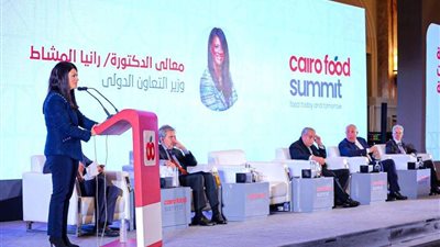 وزيرة التعاون تشارك في الجلسة الافتتاحية لـ «قمة الصناعات الغذائية»