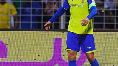 كريستيانو رونالدو يحصل على أول جائزة له في السعودية