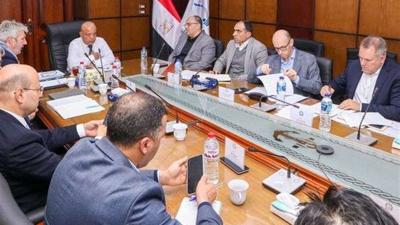 الاجتماع ميناء دمياط