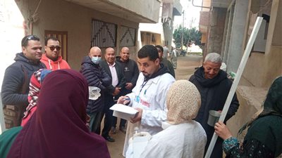 وكيل «صحة الشرقية» يتابع حملات تطعيم المواطنين بلقاح كورونا