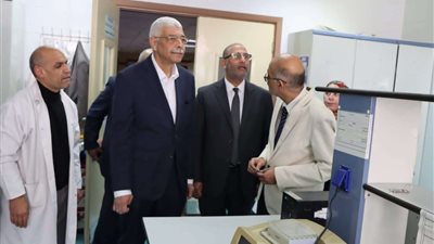 رئيس جامعة المنوفية يتفقد معهد الكبد القومي بالجامعة ووحدة زراعة الكبد وغرف العمليات