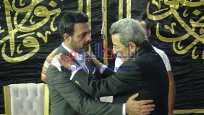 نجل محمود ياسين يكشف ما حدث له بعد تلقي خبر وفاة والده