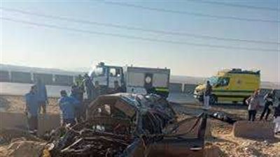 مصرع طفل وإصابة والده وشقيقه بحادث مروري بالجيزة