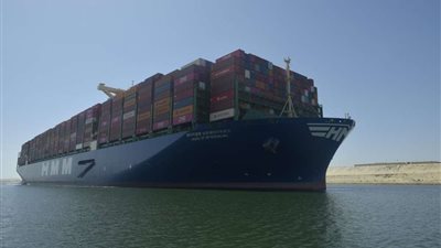 حقيقة التخفيضات الجديدة لرسوم مرور السفن بقناة السويس