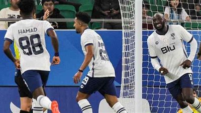 الدوري السعودي.. الهلال يتعادل مع الوحدة بثلاثة أهداف لكل منهما