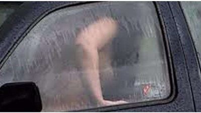 اتهام محامي باستدراج فتيات بالثانوية لعلاقات محرمة