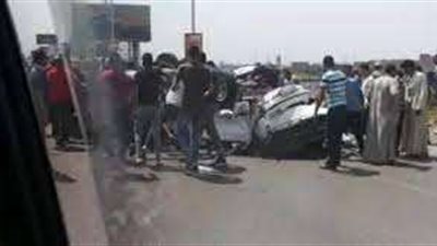 إصابة 9 أشخاص في حادث تصادم سيارتين بالمنيا