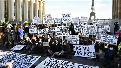 بشأن قانون المهاجرين.. الإحتجاجات تغزو فرنسا