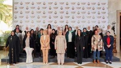 انتصار السيسي : أدعو الشابات المصريات للتمسك بأحلامهن حتى تحقيقها