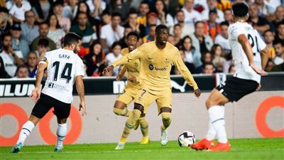 الدوري الإسباني.. برشلونة يتقدم على فالنسيا في الشوط الاول