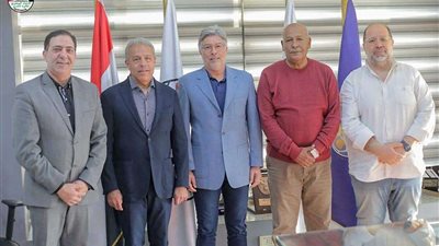 عاجل..اتحاد الكرة يتعاقد مع البرتغالي فيتور بيريرا لرئاسة لجنة الحكام