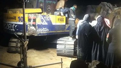 مصرع شخص إثر سقوطه بحفرة نتيجة التنقيب عن أثار بالإسماعيلية