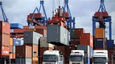 خاص|خلاف بين المستوردين حول أزمة البضائع المكدسة بالموانئ