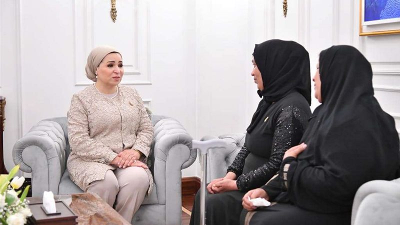 انتصار السيسي والسيدات