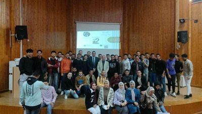 250 طالب وطالبة من 14 كلية بجامعة القناة يشاركون بورشة حول 