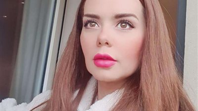 أنتٍ رائعة لأنك إمراة.. الفنانة إيمي سالم تحتفي بيوم المرأة العالمي