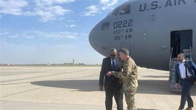 أول تعليق رسمي من الحكومة العراقية على زيارة وزير الدفاع الأمريكي