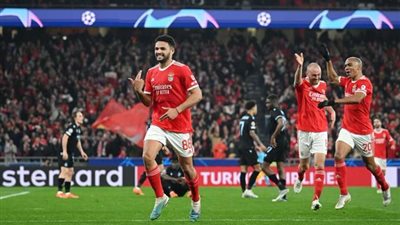 بنفيكا يكتسح  كلوب بروج بخماسية ويتأهل إلي دور ربع النهائي من أبطال أوروبا