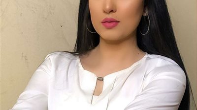 مثل الليلة فيه قمر.. هبة حسن تحتفي بعيد ميلاد نسرين آمين