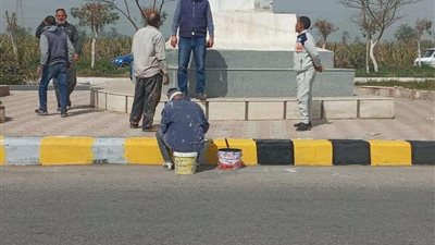 استمرار حملات النظافة والتجميل وزراعة أشجار بمركز مطاي بالمنيا