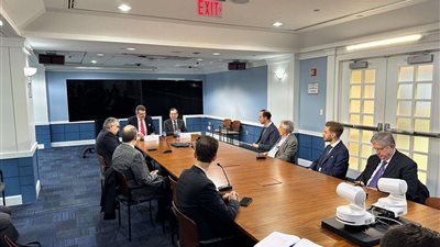 «الملا» يعقد عدد من الجلسات مع شركات أمريكية بمجال البترول